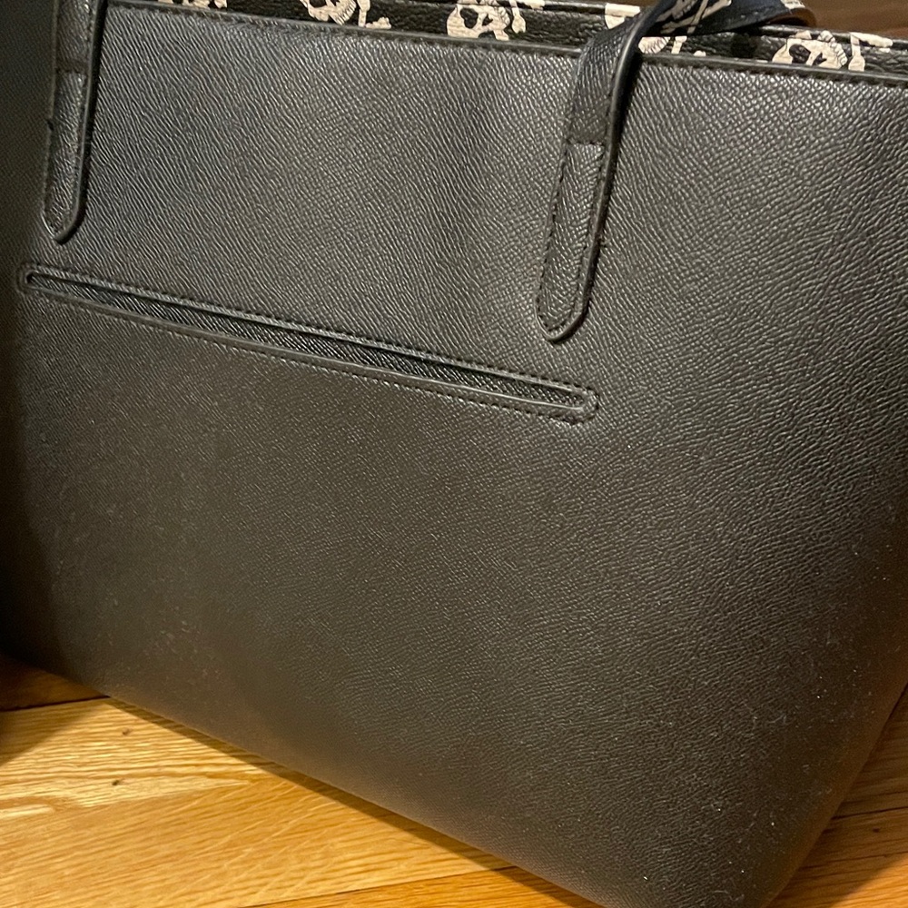 Betsey Johnson Black Skull Tote Bag Set - Picture 6 of 6